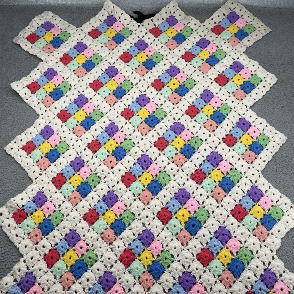 VTG Colorful Crochet Medallion‎ Afghan Blanket 43x65 Granny Square Couch Throw